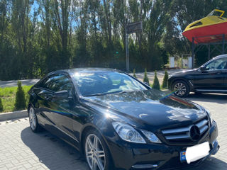 Mercedes E-Class Coupe foto 1