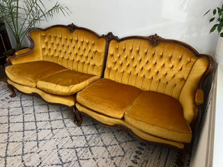 Винтажная мебель: диван, два кресла, уголок (5 единиц)