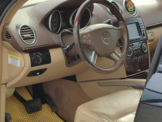 Mercedes GL-Class foto 9