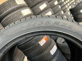 285/40 R22 / 325/35 R22 Pirelli Scorpion Winter (Mercedes Version) foto 16