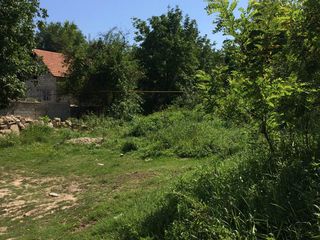 Se vinde teren pentru construcţii în or. Ialoveni foto 3