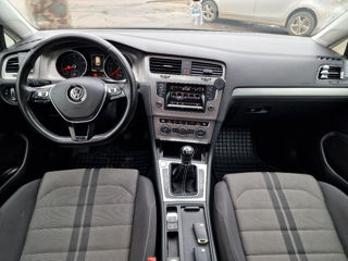 Volkswagen Golf foto 8