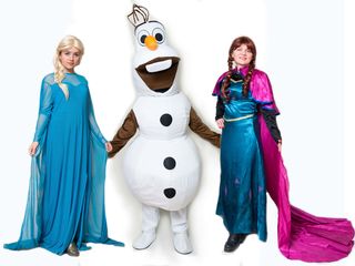 Frozen, Regatul de Gheață de la MagicParty. Anna și Elsa la Reduceri ACUM foto 2
