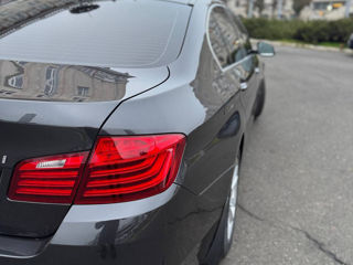 BMW 5 Series foto 4