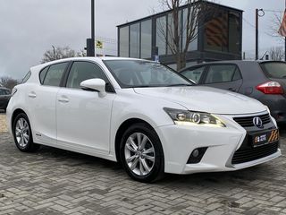 Lexus CT Series foto 2