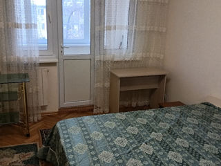 Apartament cu 2 camere, 80 m², Botanica, Chișinău foto 8