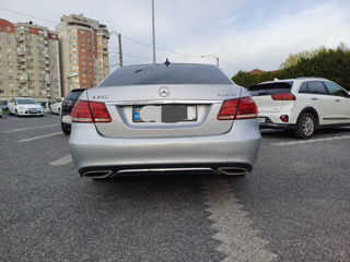 Mercedes E-Class foto 3