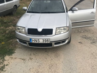 Skoda Superb foto 5