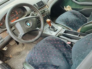 BMW 3 Series foto 5