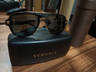 Versace medusa retro charm. ochelari de soare. foto 2