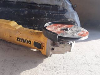 Polizor unghiular / шлифмашина угловая - болгарка сетевая dewalt dwe4217 foto 4