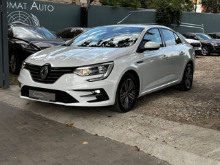 Renault Megane foto 2