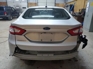 Ford Fusion foto 5