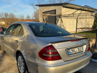 Mercedes E-Class foto 5