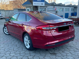 Ford Fusion foto 3