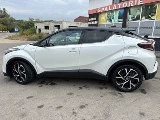 Toyota C-HR foto 5