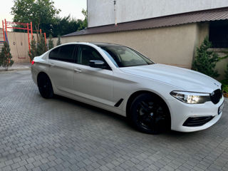 BMW 5 Series foto 7