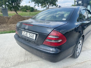 Mercedes E-Class foto 5