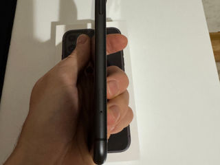 iPhone 11 64 Gb Black foto 6