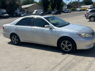 Toyota Camry foto 2