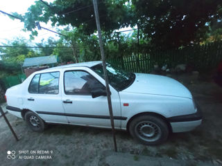 Volkswagen Vento foto 6