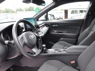 Toyota C-HR foto 10