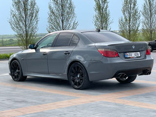 BMW 5 Series foto 6