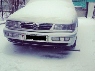 Volkswagen Passat foto 1