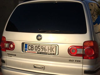 Volkswagen Sharan foto 1