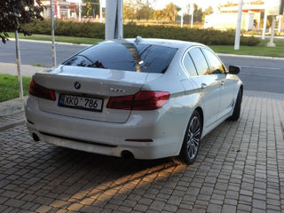 BMW 5 Series foto 4