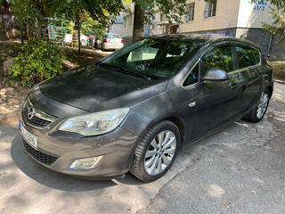 Opel Astra foto 1