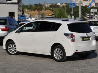 Toyota Verso foto 3