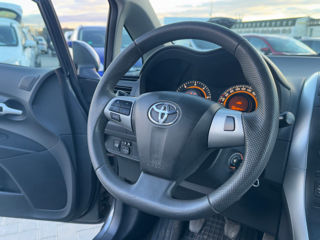 Toyota Auris foto 9