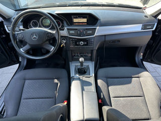 Mercedes E-Class фото 8