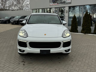 Porsche Cayenne foto 3