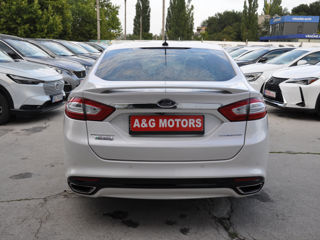 Ford Fusion foto 5