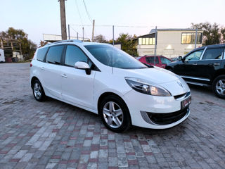 Renault Grand Scenic foto 3