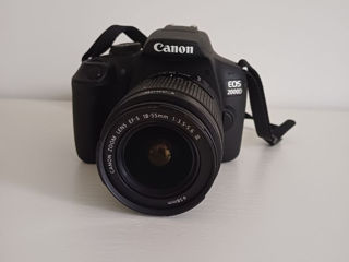 Canon EOS 2000D