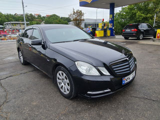 Mercedes E-Class foto 3