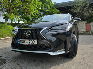 Lexus NX Series foto 1