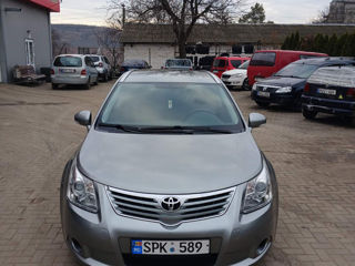 Toyota Avensis foto 5