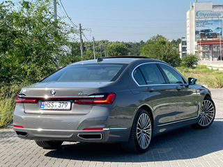 BMW 7 Series foto 4