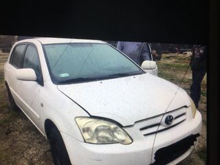 Piese pentru toyota corolla