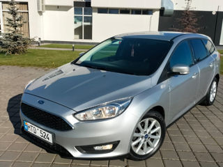 Ford Focus foto 2