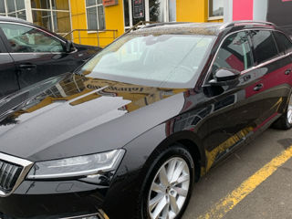 Skoda Superb foto 2