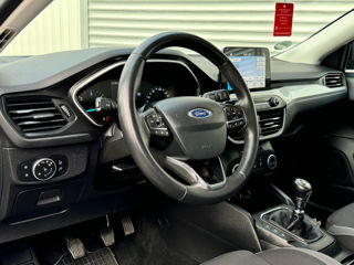 Ford Focus foto 9