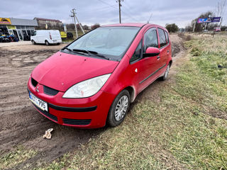 Mitsubishi Colt foto 4