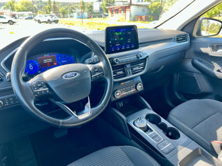 Ford Kuga foto 7