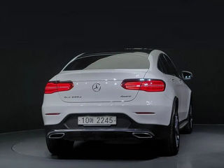 Mercedes GLC foto 4