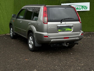 Nissan X-Trail foto 4